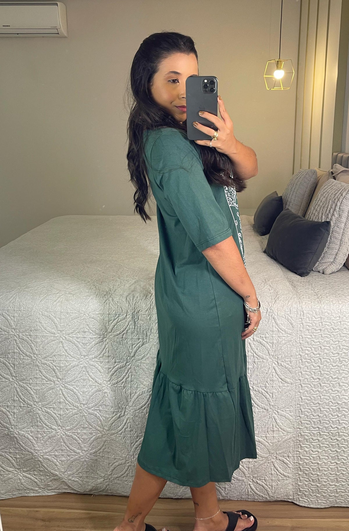 Vestido Hully – Vestido Malha Midi Versátil