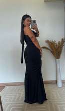 Vestido Adrielle - Ombro Só  Gola Chocker