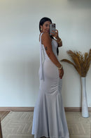 Vestido Adrielle - Ombro Só  Gola Chocker