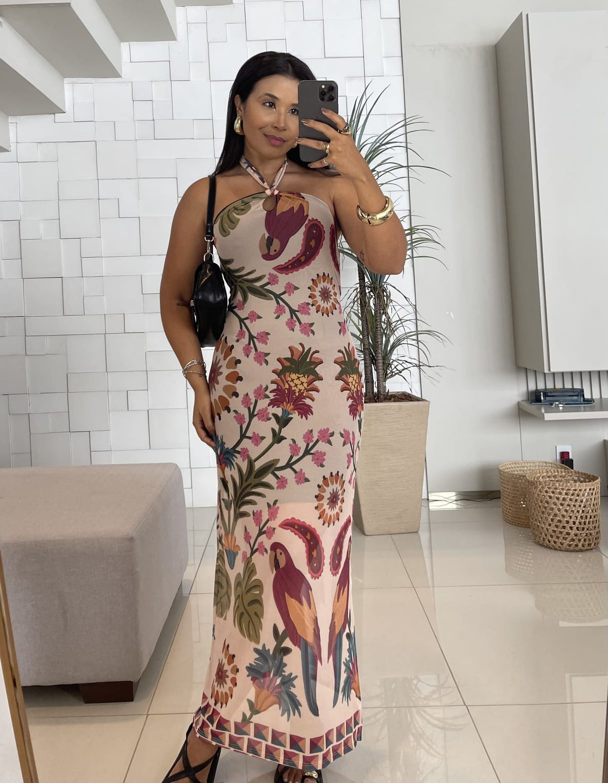 Vestido Ana – Caimento Perfeito em Comprimento Longo