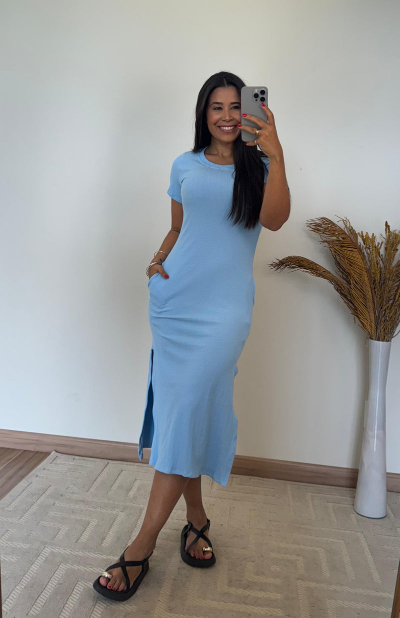 Vestido Lídia – Canelado Premium com Fenda Lateral