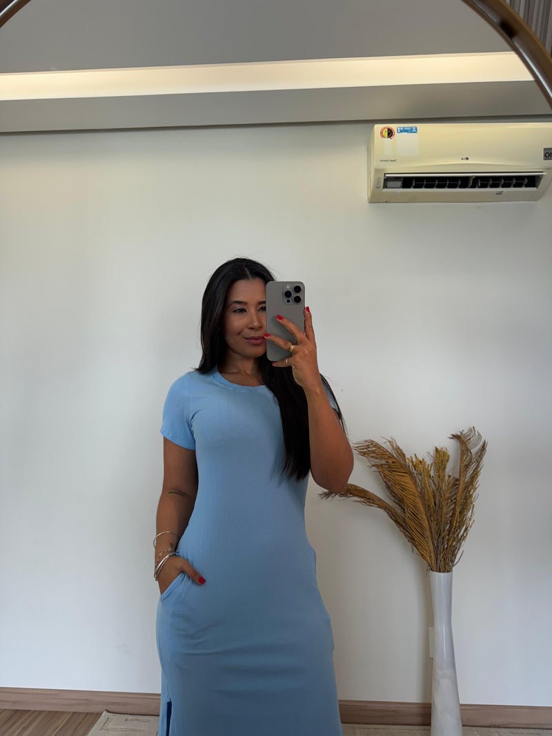 Vestido Lídia – Canelado Premium com Fenda Lateral