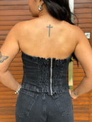 Blusa Jeans com Pedrarias – Efeito Glow